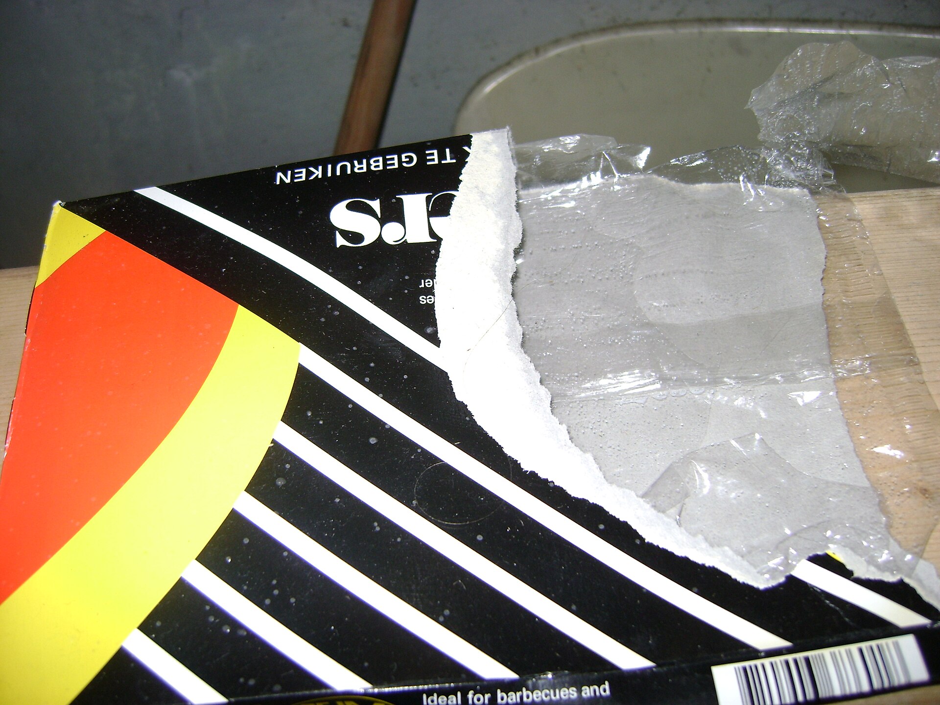 Imagem de referência de hexametilenotetramina, descrito nos dados abertos como composto orgânico