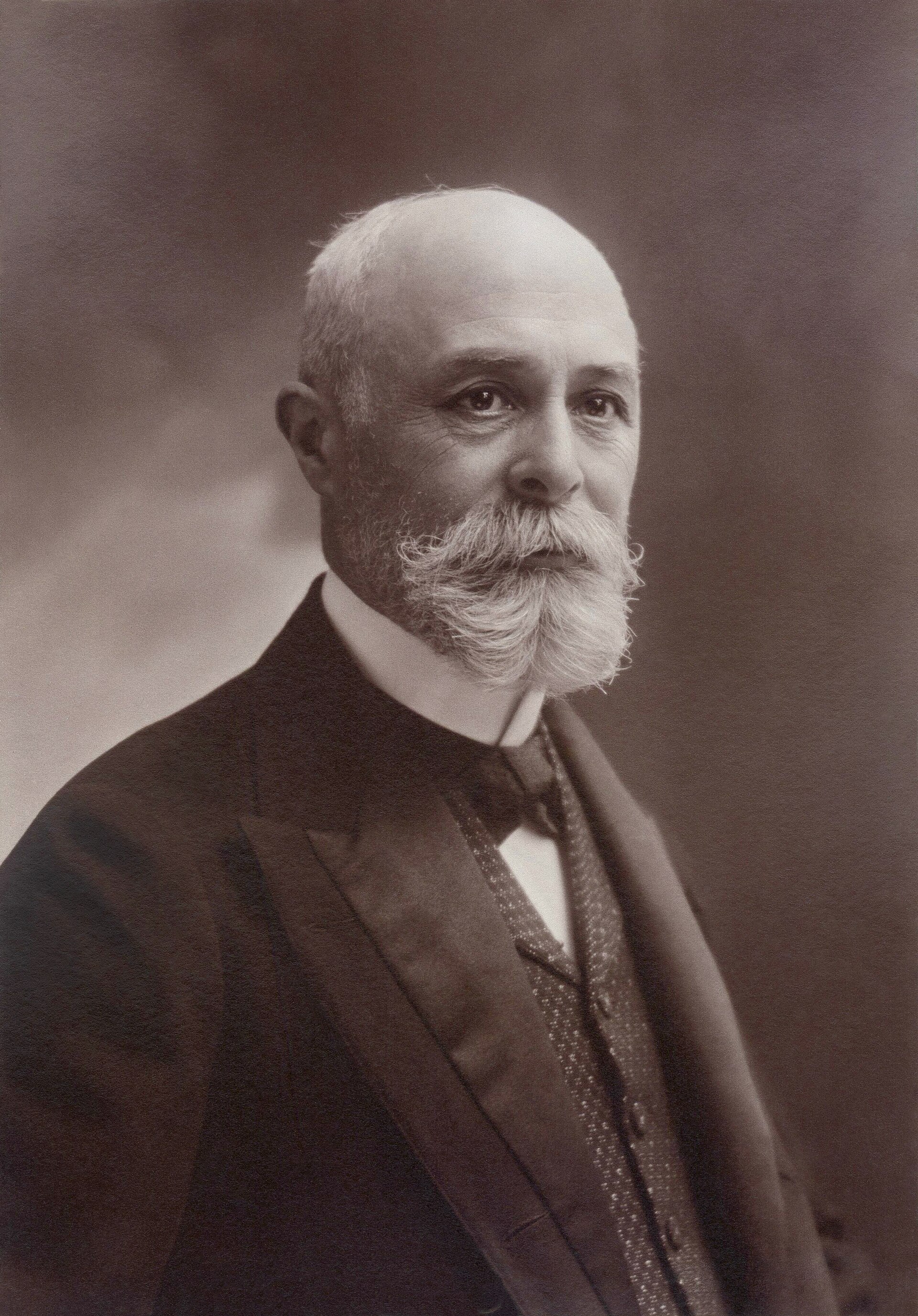 Imagem de referência relacionada a Antoine Henri Becquerel, item descrito como físico francês