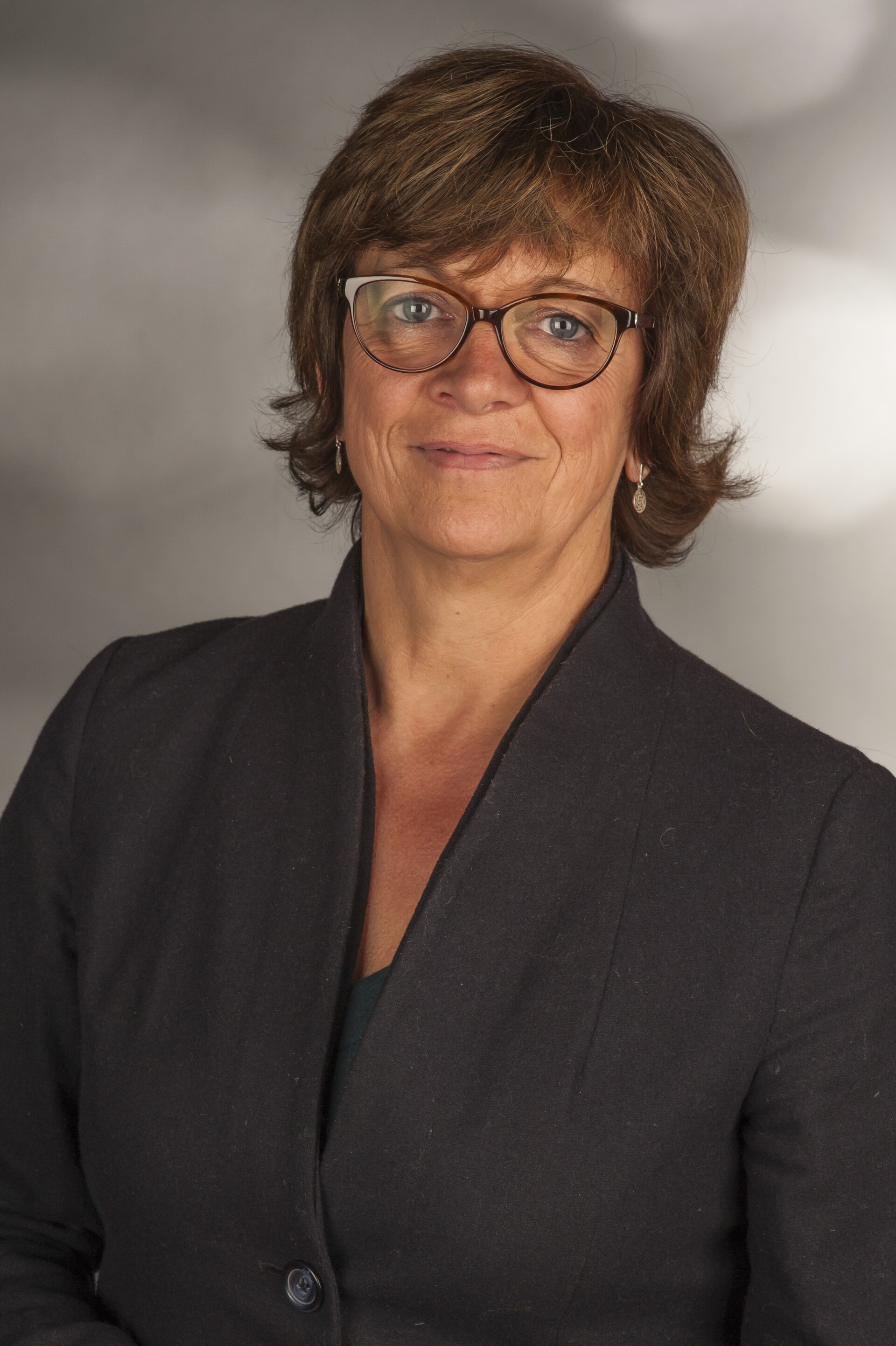 Imagem de referência relacionada a Isabelle Durant, item descrito como política belga