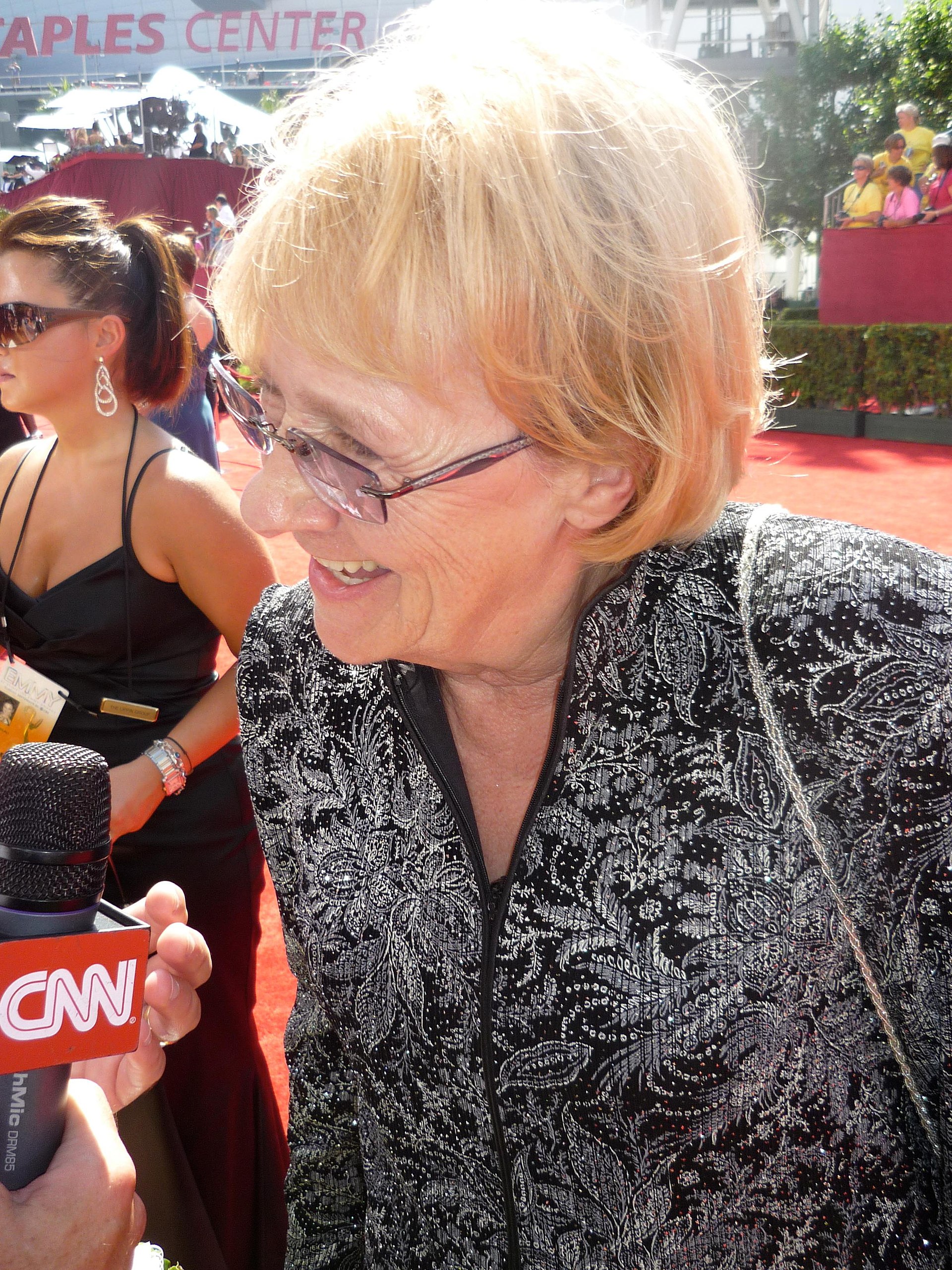 Imagem de referência de Kathryn Joosten, descrito nos dados abertos como atriz americana