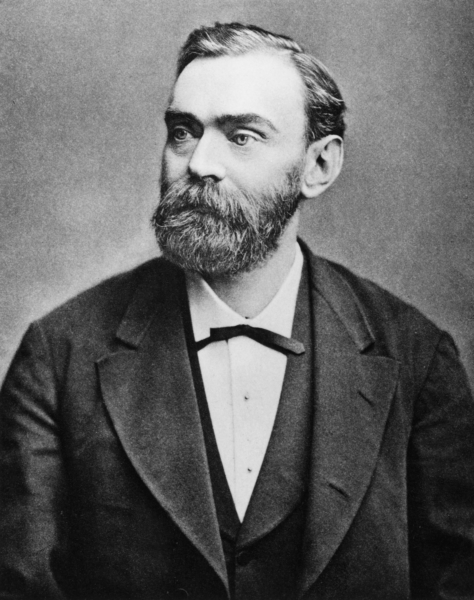 Imagem de referência de Alfred Nobel, descrito nos dados abertos como químico, engenheiro, empresário e filantropo sueco (1833-1896)