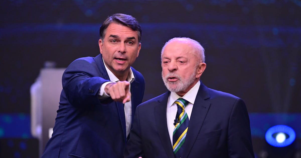 PT recorre e pede que Mendonça abra sigilos de Flávio e Lula para evitar divulgação seletiva