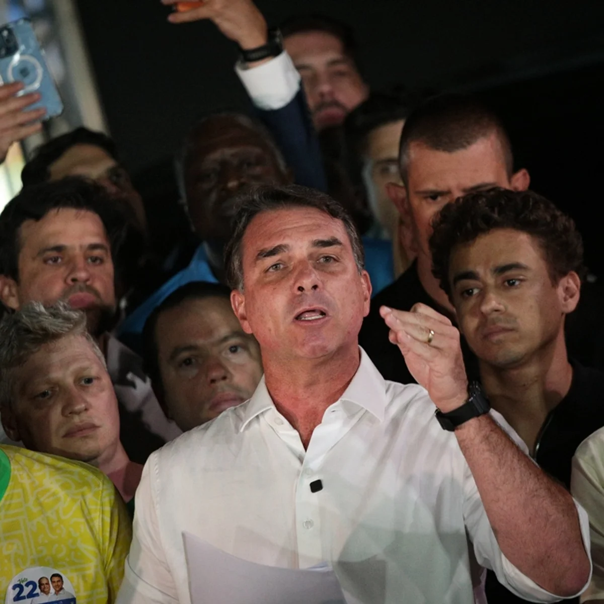 A reação inútil de Flávio diante da derrota e o abandono do Centrão