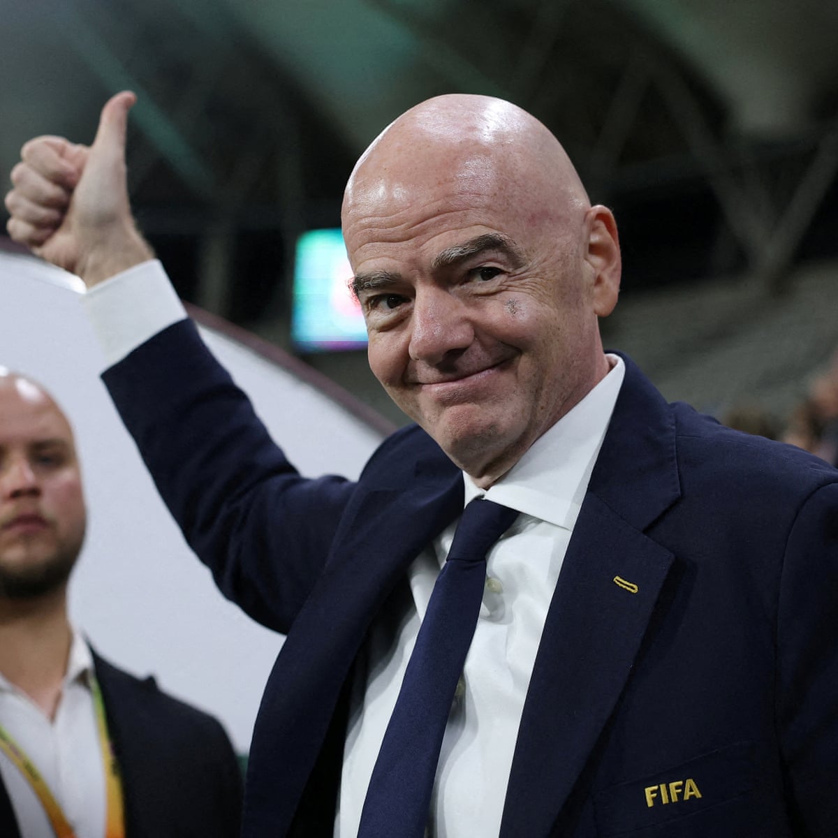 A Uefa exige que a Fifa libere documentos relacionados ao esquema de venda da Copa do Mundo