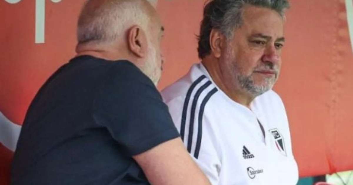 Julio Casares aciona Meta na Justiça após perder conta nas redes sociais