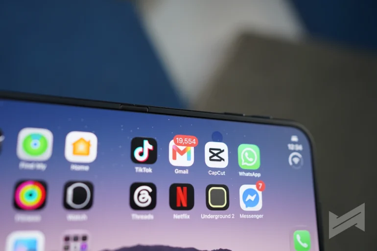 iPhone Duo UI e UX: Uma aula mestre nos pequenos detalhes que você toca diariamente