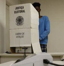 Inicialmente, o TSE divulgou que mais de 4 mil seções eleitorais precisariam ser alteradas Foto: Fernando Frazão/Agência Brasil