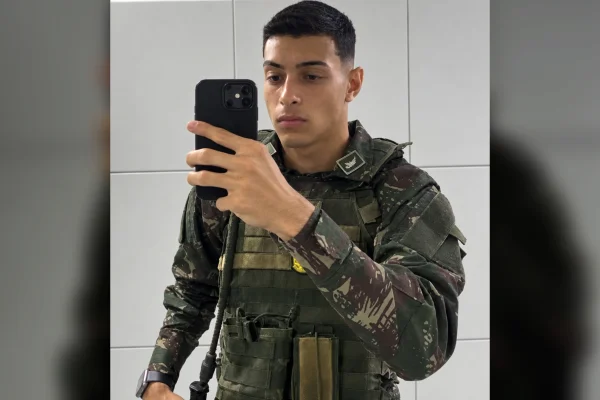 PE: mulher ajudou soldado a fugir de quartel com fuzil, diz Exército - destaque galeria