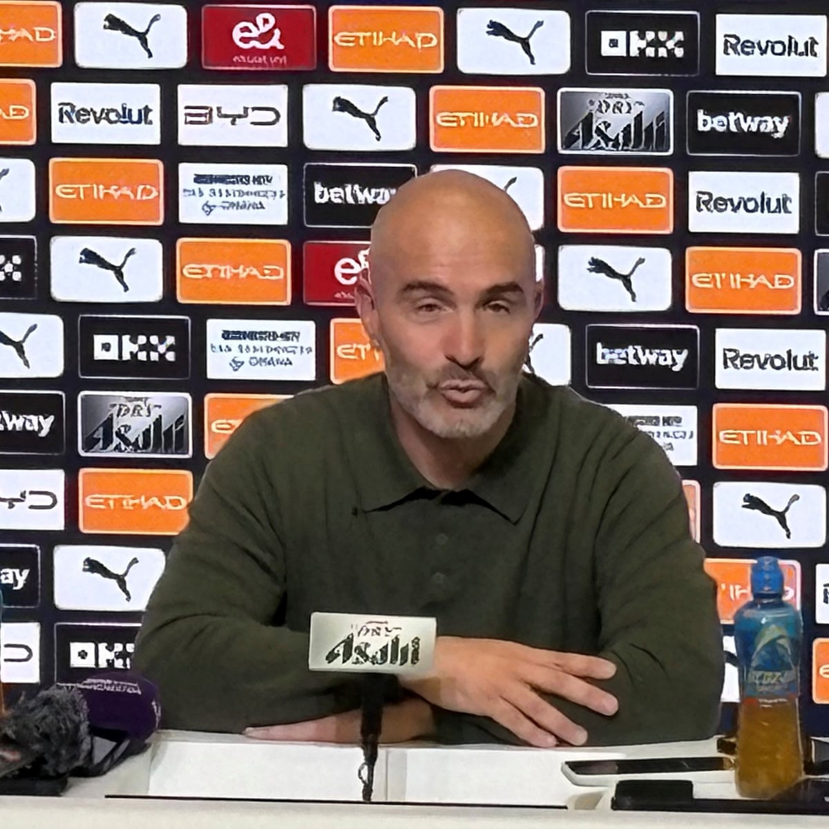 Maresca se recusa a confirmar que permanecerá no Manchester City caso o clube perca o recurso.