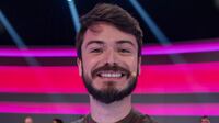 Acerte ou Caia! reúne famosos em busca de um prêmio de até R$ 300 mil neste domingo (18)