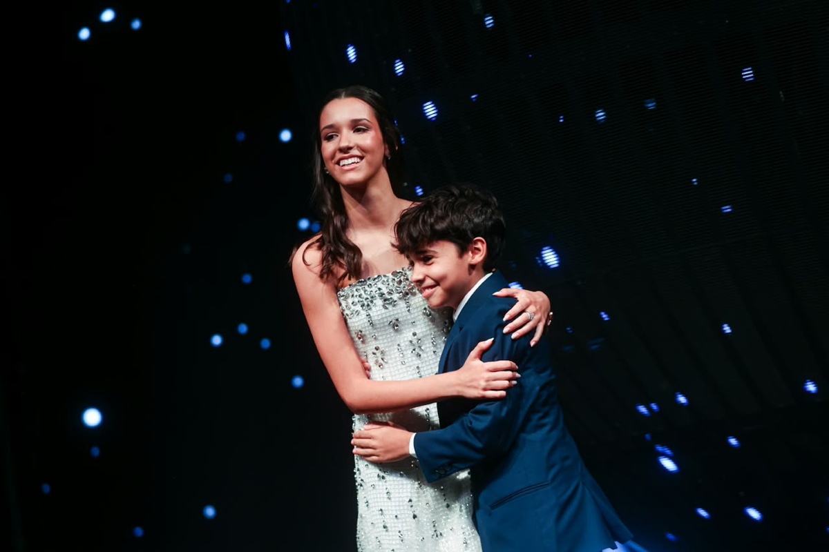 Marita Estevão Lira celebra 15 anos em incrível festa com família e amigos