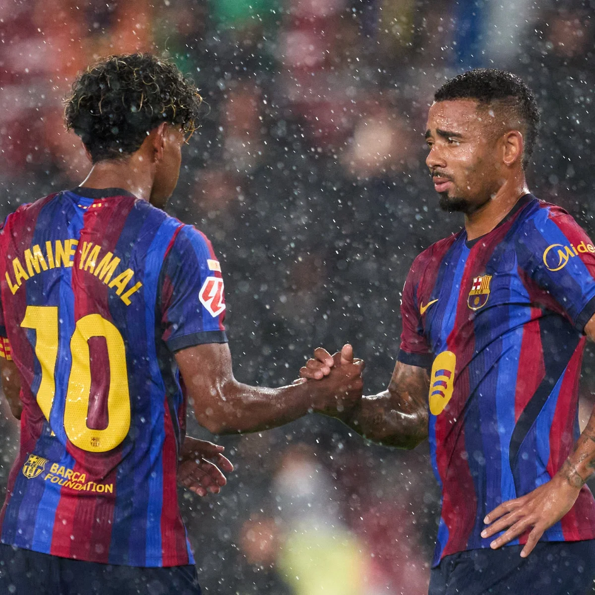Champions League retorna nesta terça-feira (13/10) com favoritos ao título