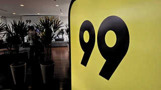 99 lança IA que detecta possíveis acidentes de moto e aciona ajuda