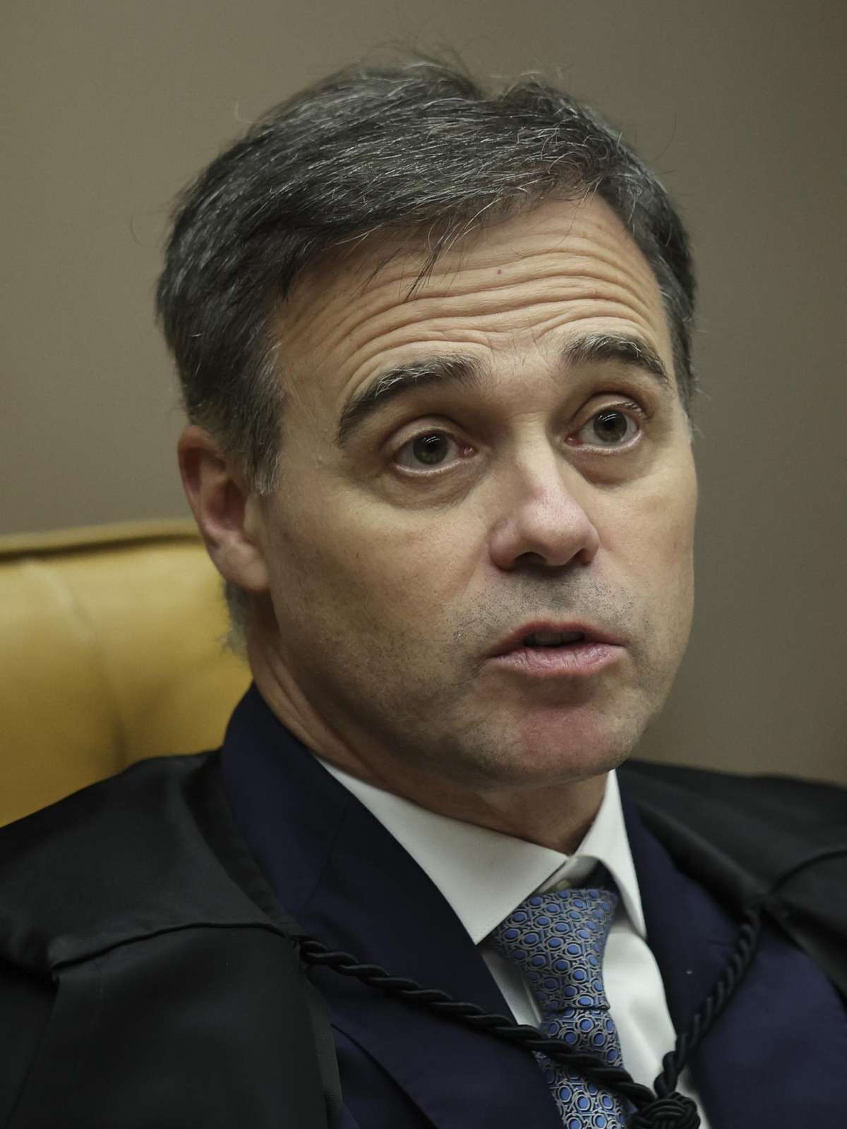 André Mendonça é sorteado relator de pedido de Lula para divulgar sigilos em disputa com Flávio Bolsonaro