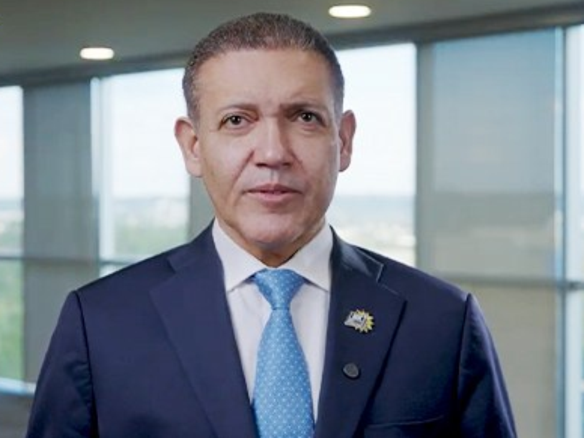 Nunes Marques segue decisão de Zanin e determina que urnas que não foram fechadas sigam votação