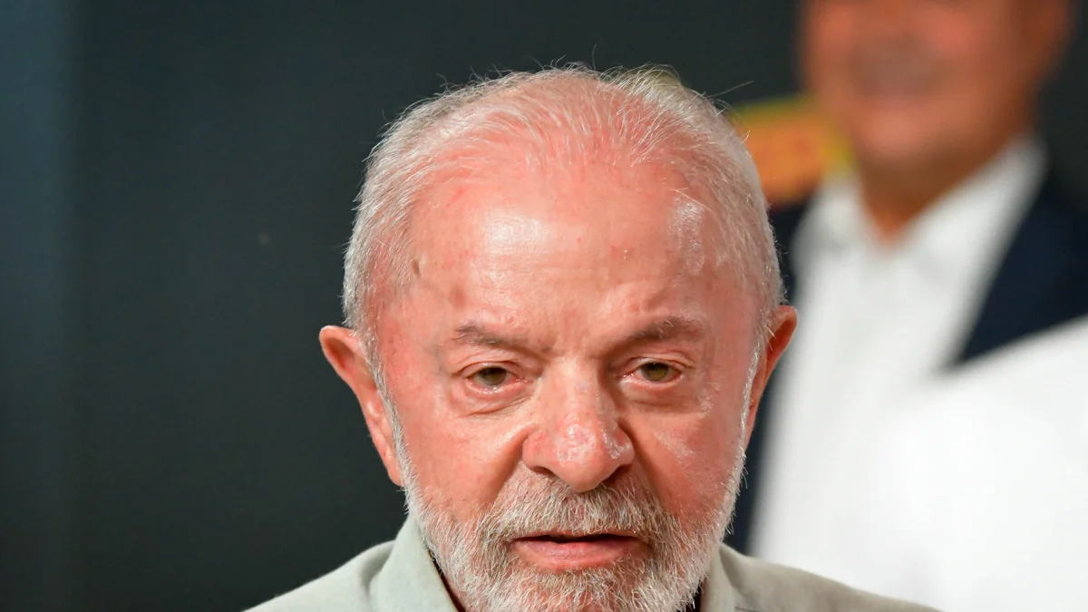 Campanha de Lula aciona TSE por suposta interferência da Meta nas eleições