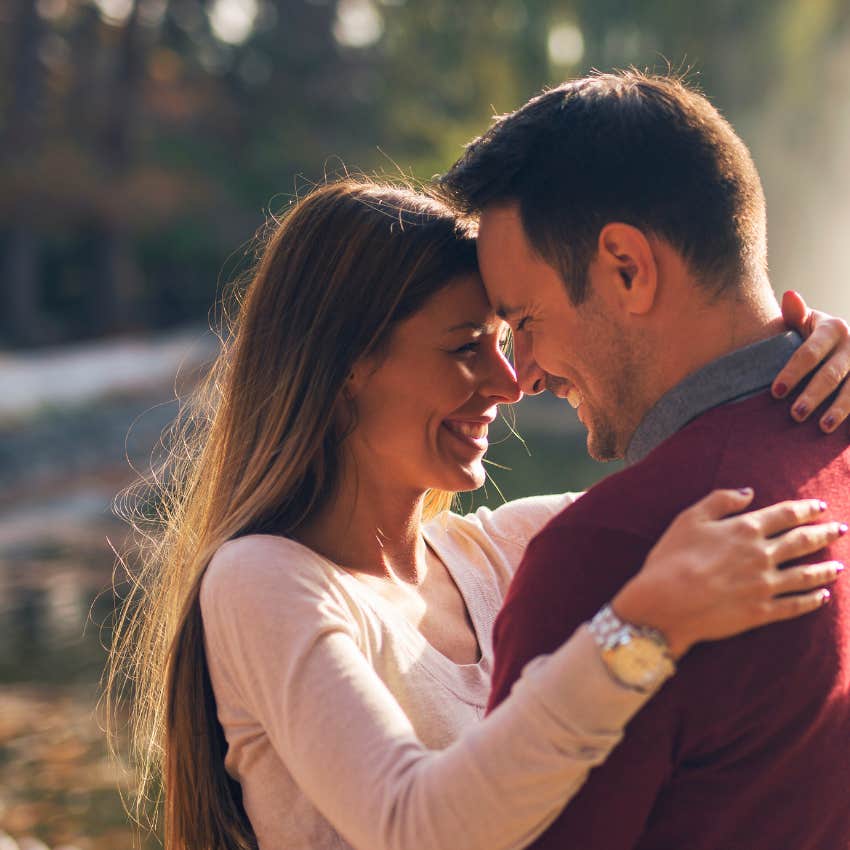 5 Frases que Casais com Relacionamentos Mais Fortes Usam Uns com os Outros Regularmente