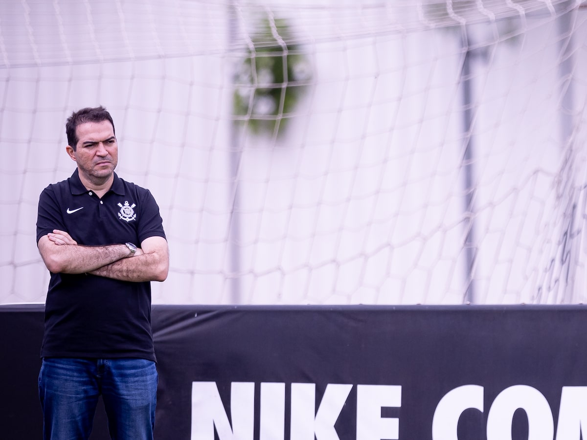 Corinthians: Marcelo Paz se sentiu desprotegido por Stábile, que cedeu às pressões; saiba bastidores
