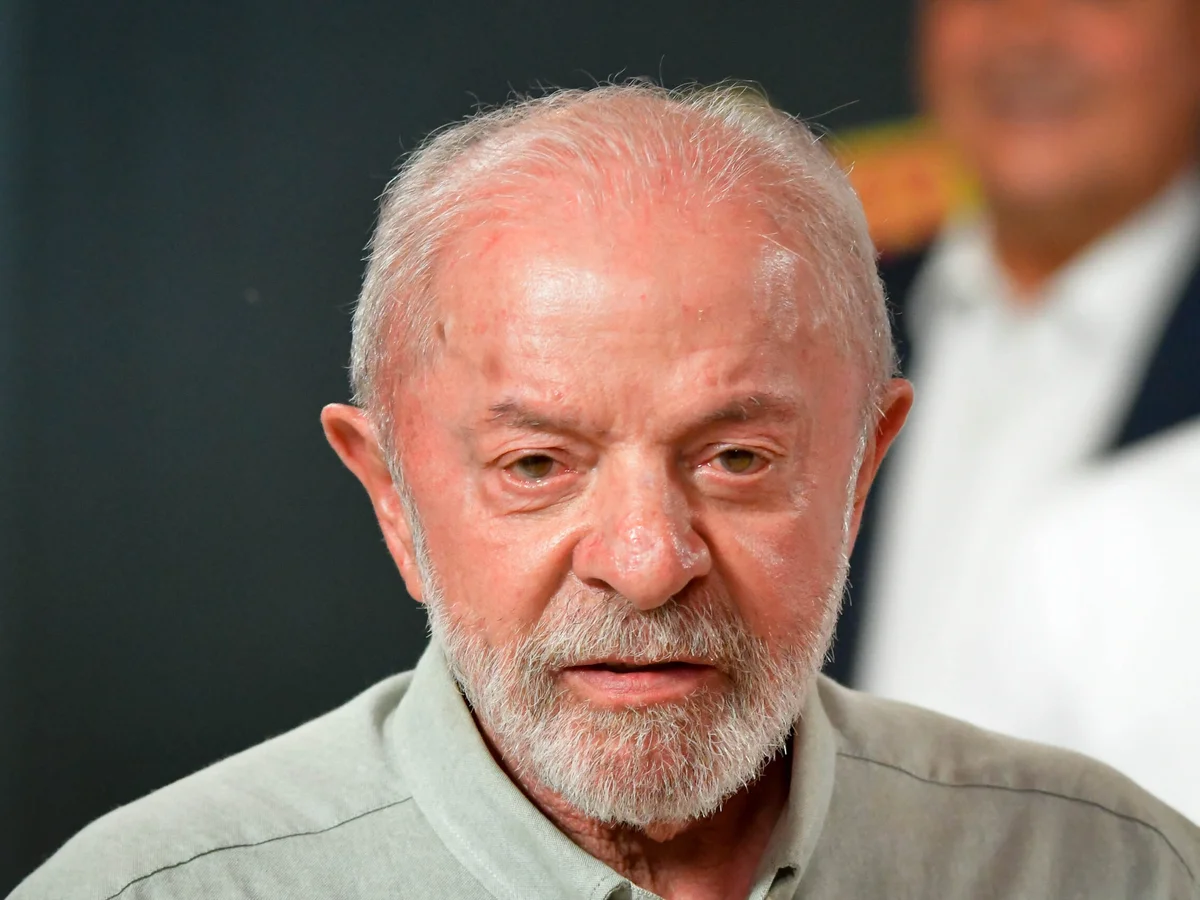 Campanha de Lula aciona TSE por suposta interferência da Meta nas eleições