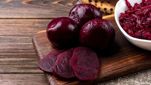 5 benefícios da beterraba que você nem imagina e por que incluir na dieta