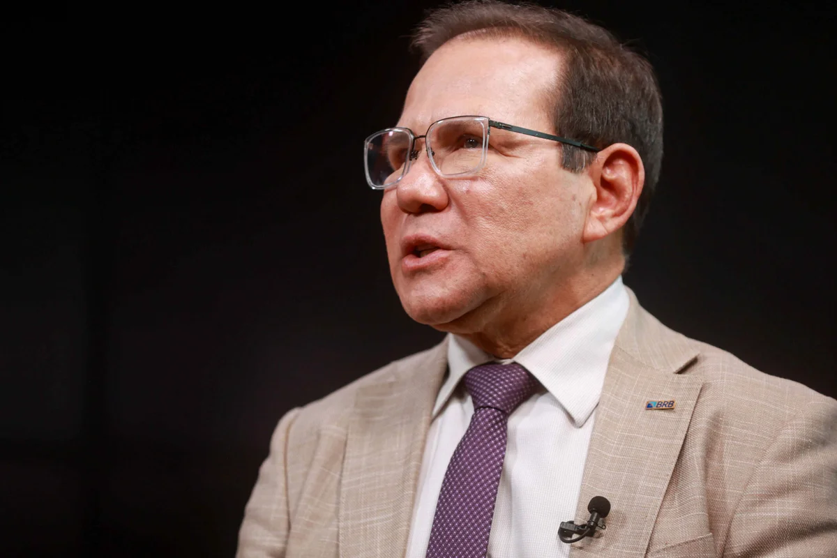 Celina diz que manterá Nelson Antônio de Souza como presidente do BRB