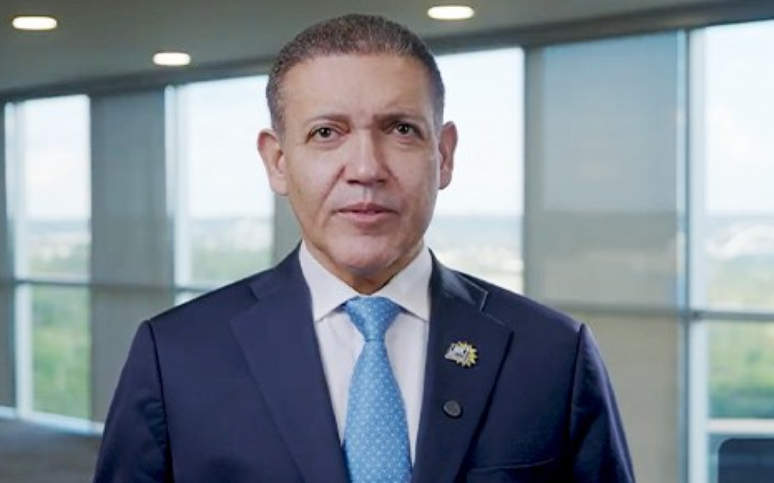Nunes Marques segue decisão de Zanin e determina que urnas que não foram fechadas sigam votação
