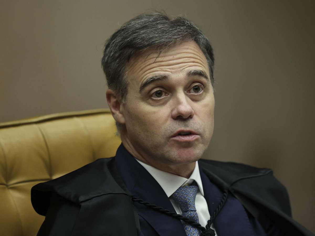 André Mendonça é sorteado relator de pedido de Lula para divulgar sigilos em disputa com Flávio Bolsonaro