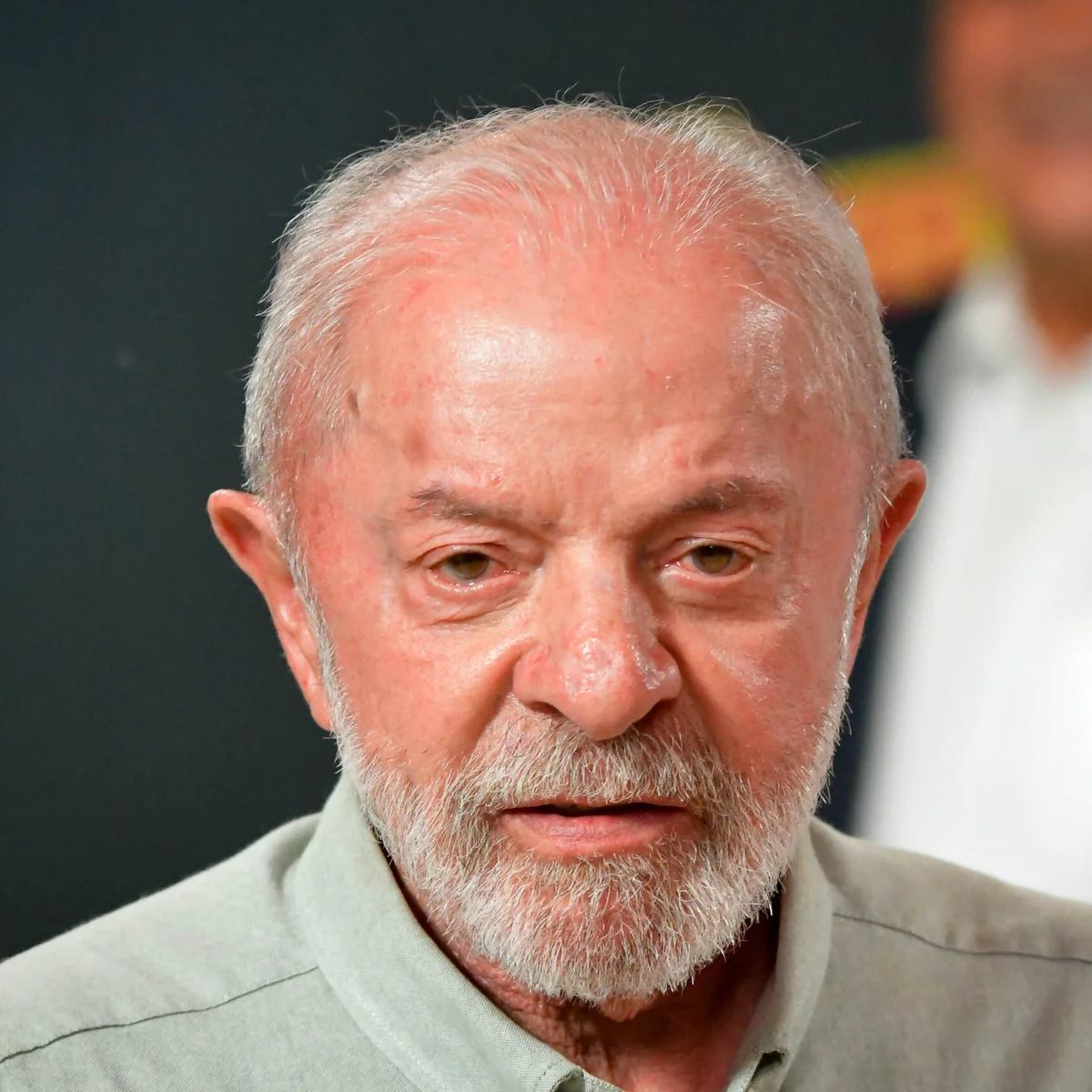 Campanha de Lula aciona TSE por suposta interferência da Meta nas eleições