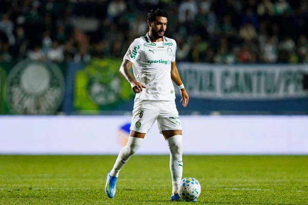 Jefté, lateral do Palmeiras, testa positivo para substância proibida