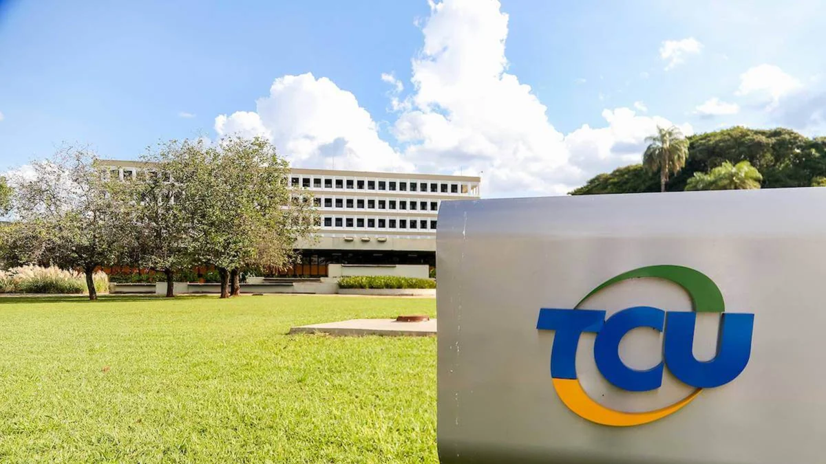 TCU adia julgamento das contas do BC até conclusão do caso Master